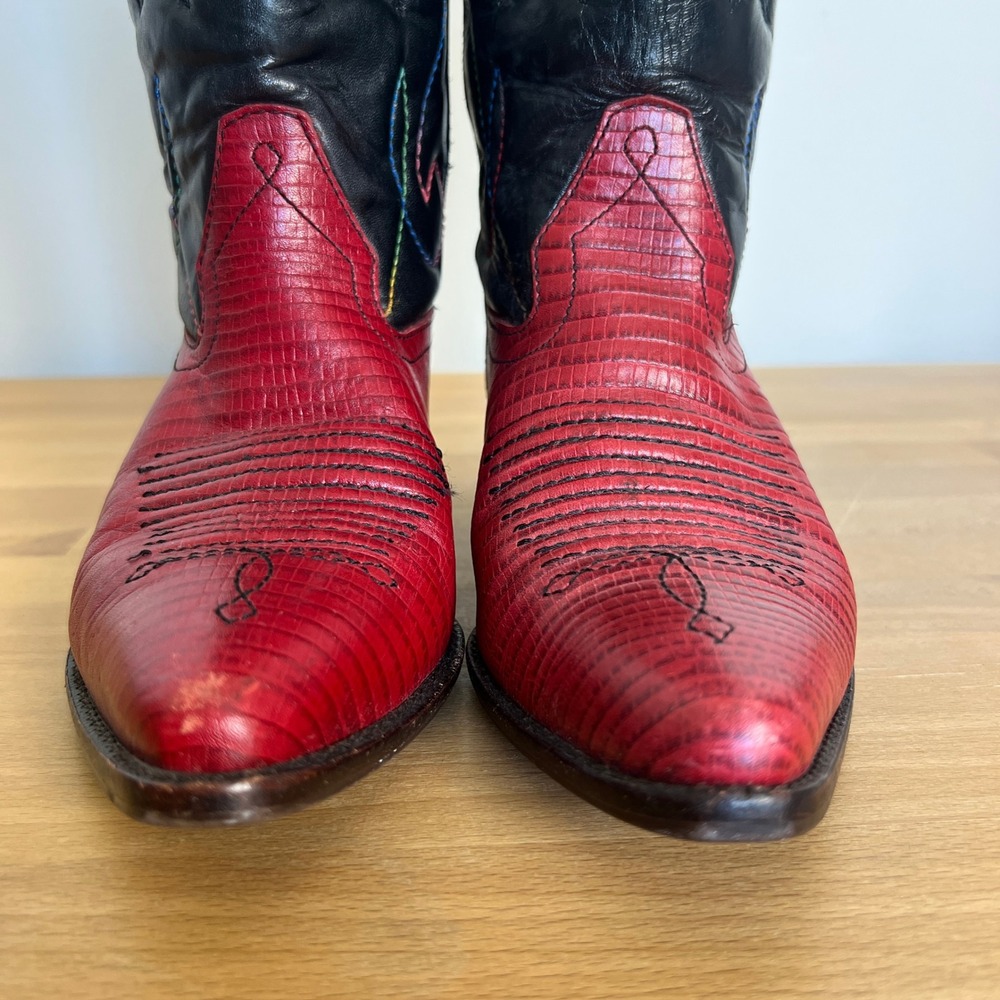 Nine West Red and Black Western Cowboy Boots with White Star Appliqués - Picture 3 of 14